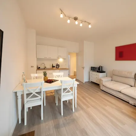 Jaybnb - Apartment Direkt Am Hafen Mit Terrasse Und Uhd Tv Dortmund Extérieur photo